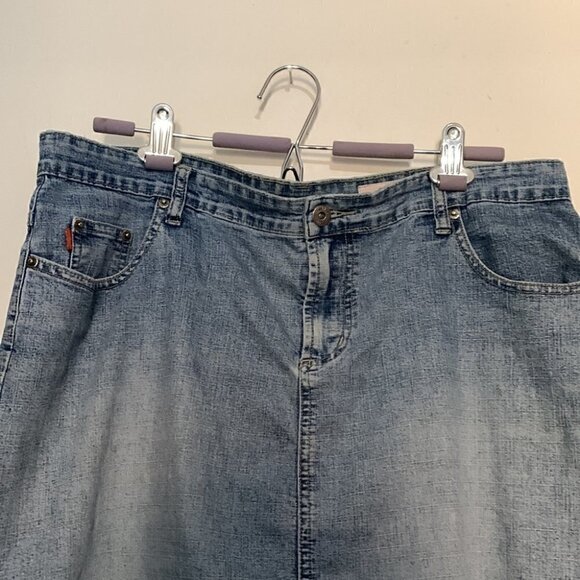 Y2K Stone Jeans Denim Midi Skirt Size 15 Fit 14/16 Back Slit Embroidered Pocket - Picture 3 of 9